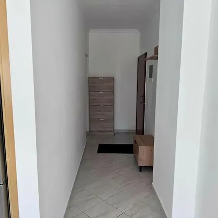 Apartment Seascape 7 *